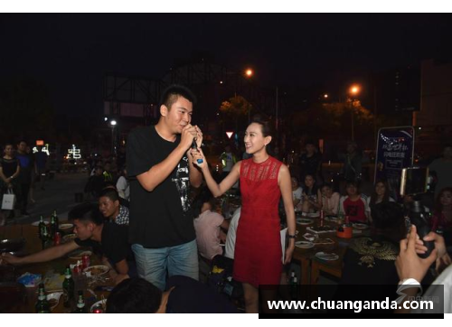 DG视讯官方网站足球球星签名球衣现场热情互动 粉丝狂欢共享偶像魅力与激情